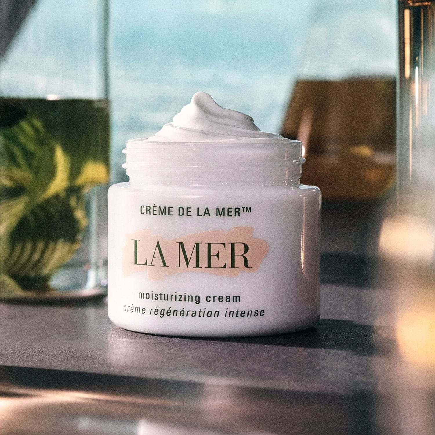 LA MER Crème de la Mer 60ml 定価56000 La Mer Creme De La Mer The Moisturizing Cream 60ml/2oz