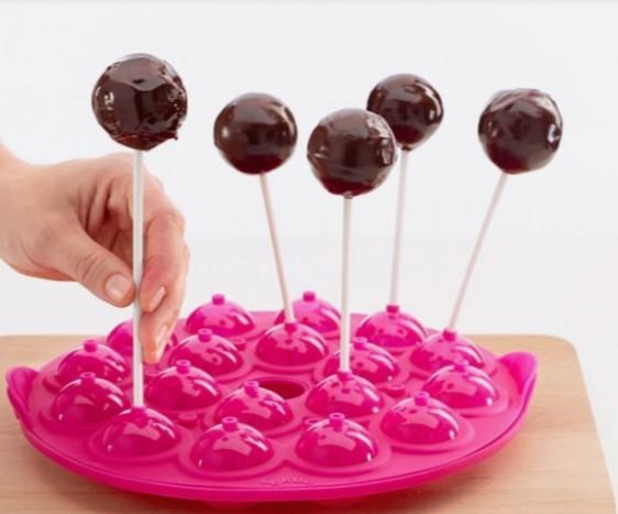 LEKUE Home & Kitchen Lekue Cake Pops Fushia Moulds-18 Cavities