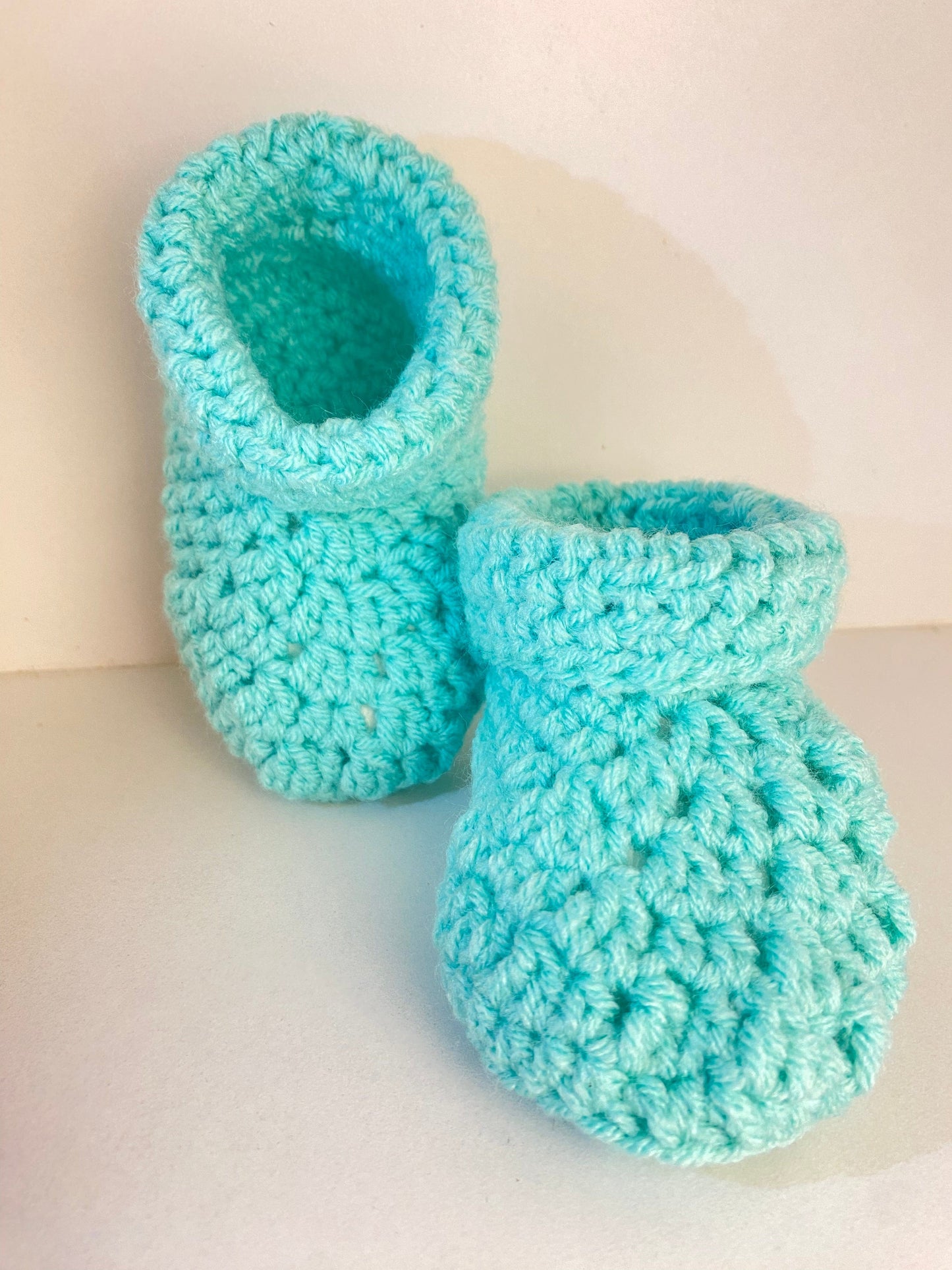 Pikkaboo Babies Pikkaboo Cuddles and Snuggles Crochet Baby Booties - Green