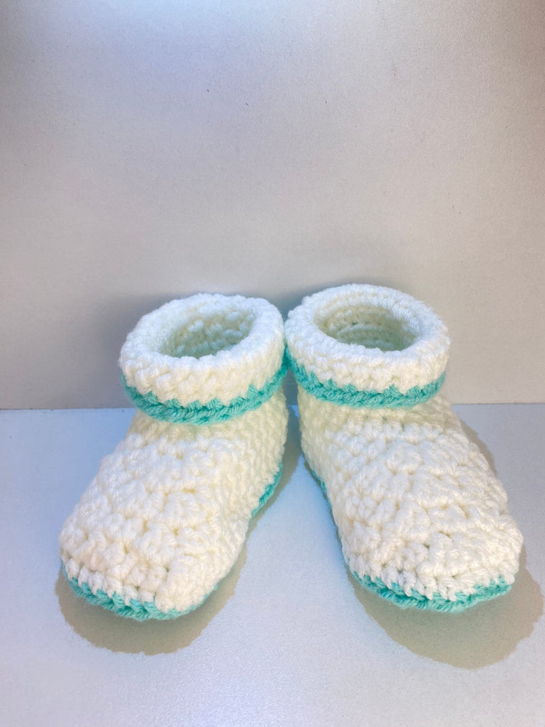 Pikkaboo Babies Pikkaboo Cuddles and Snuggles Crochet Baby Booties - White & Green