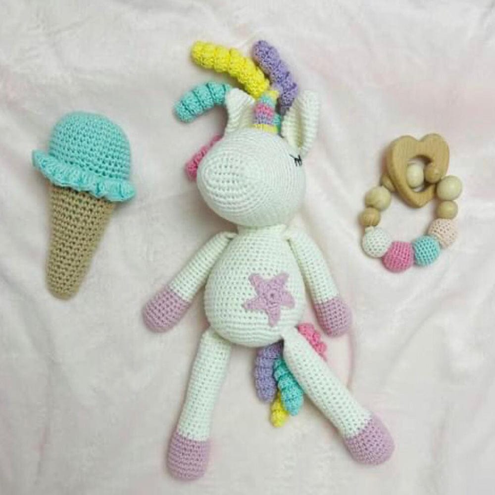 Pikkaboo Babies Pikkaboo - Snuggle and Play Crochet Unicorn Set