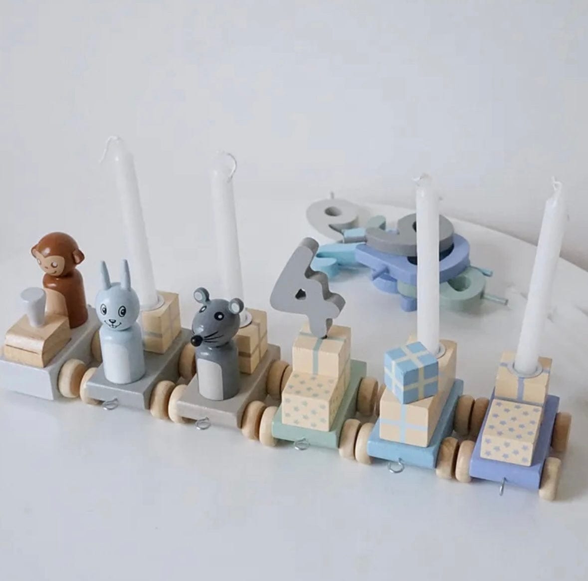 Pikkaboo Toys Pikkaboo Woody Buddy - Birthday Train - Blue